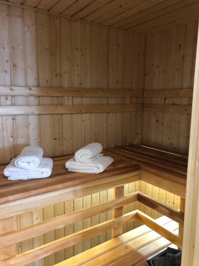 Family & Business Sauna Apartments No1 Lesny Nad Zalewem Cedzyna Unikat - 3 Bedroom With Private Sauna, Bath With Hydromassage, Terrace, Garage, Catering Options Kielce Extérieur photo