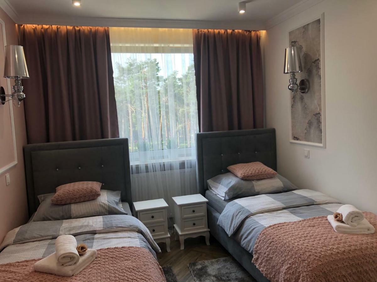 Family & Business Sauna Apartments No1 Lesny Nad Zalewem Cedzyna Unikat - 3 Bedroom With Private Sauna, Bath With Hydromassage, Terrace, Garage, Catering Options Kielce Extérieur photo