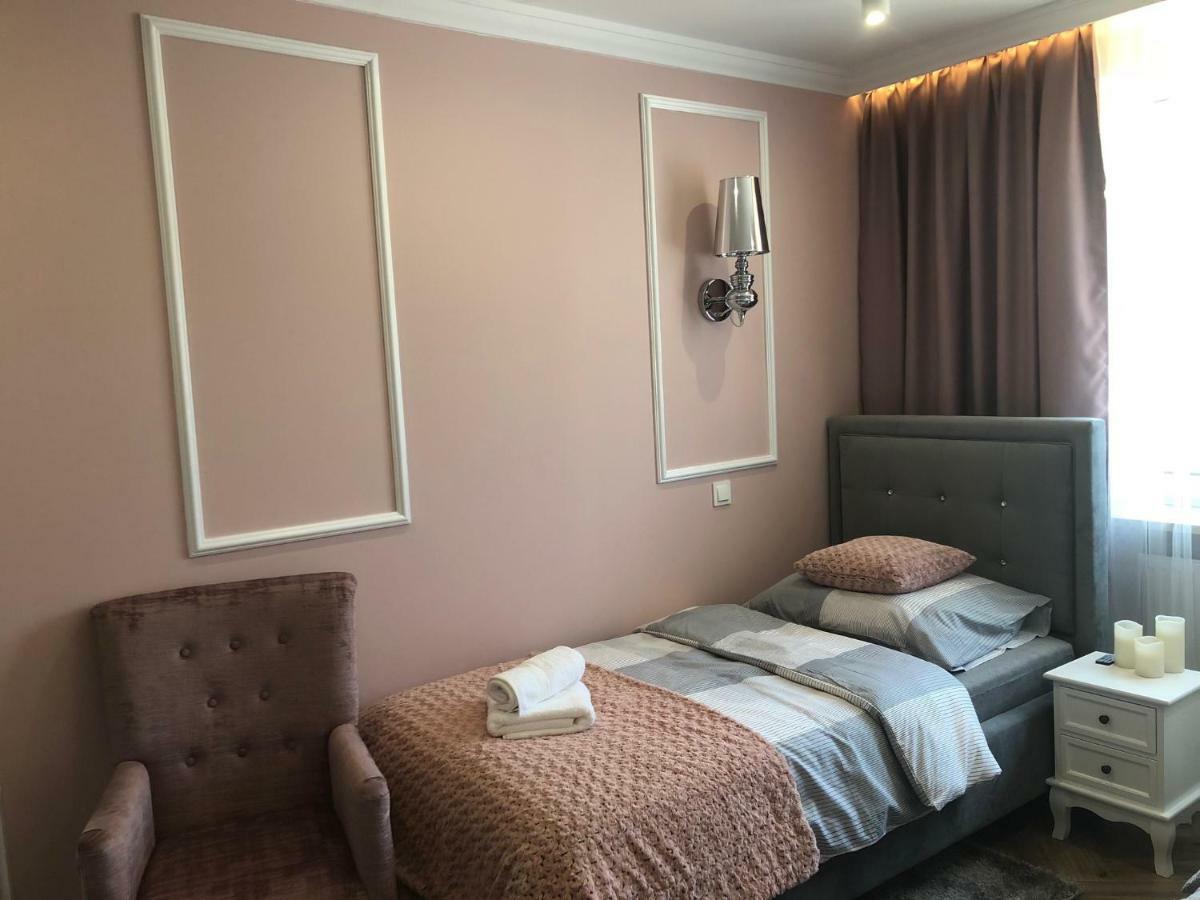 Family & Business Sauna Apartments No1 Lesny Nad Zalewem Cedzyna Unikat - 3 Bedroom With Private Sauna, Bath With Hydromassage, Terrace, Garage, Catering Options Kielce Extérieur photo