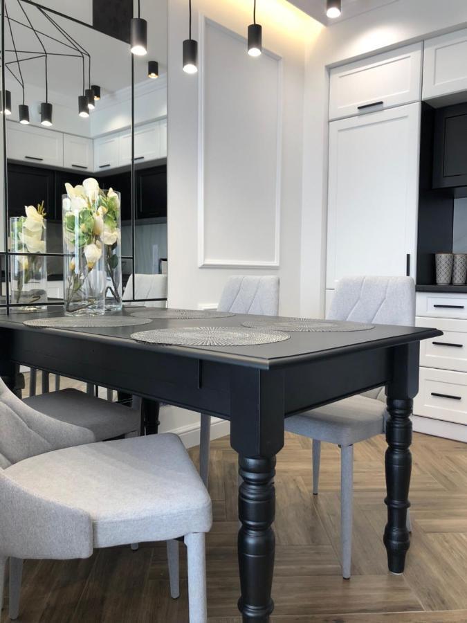 Family & Business Sauna Apartments No1 Lesny Nad Zalewem Cedzyna Unikat - 3 Bedroom With Private Sauna, Bath With Hydromassage, Terrace, Garage, Catering Options Kielce Extérieur photo